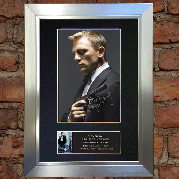 DANIEL CRAIG Mounted Signed Photo Reproduction Autograph Print A4 26